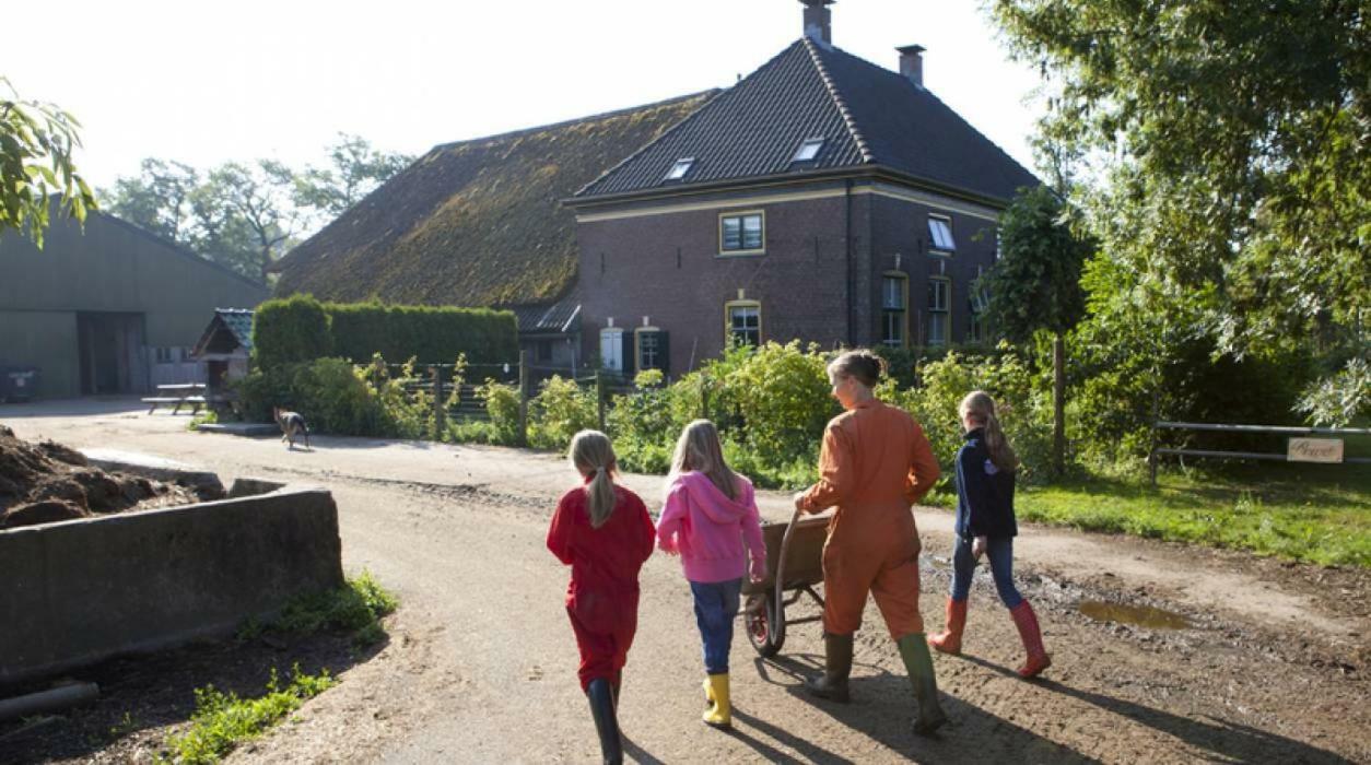 Hoeve De Pippert Hotel Ophemert Екстериор снимка